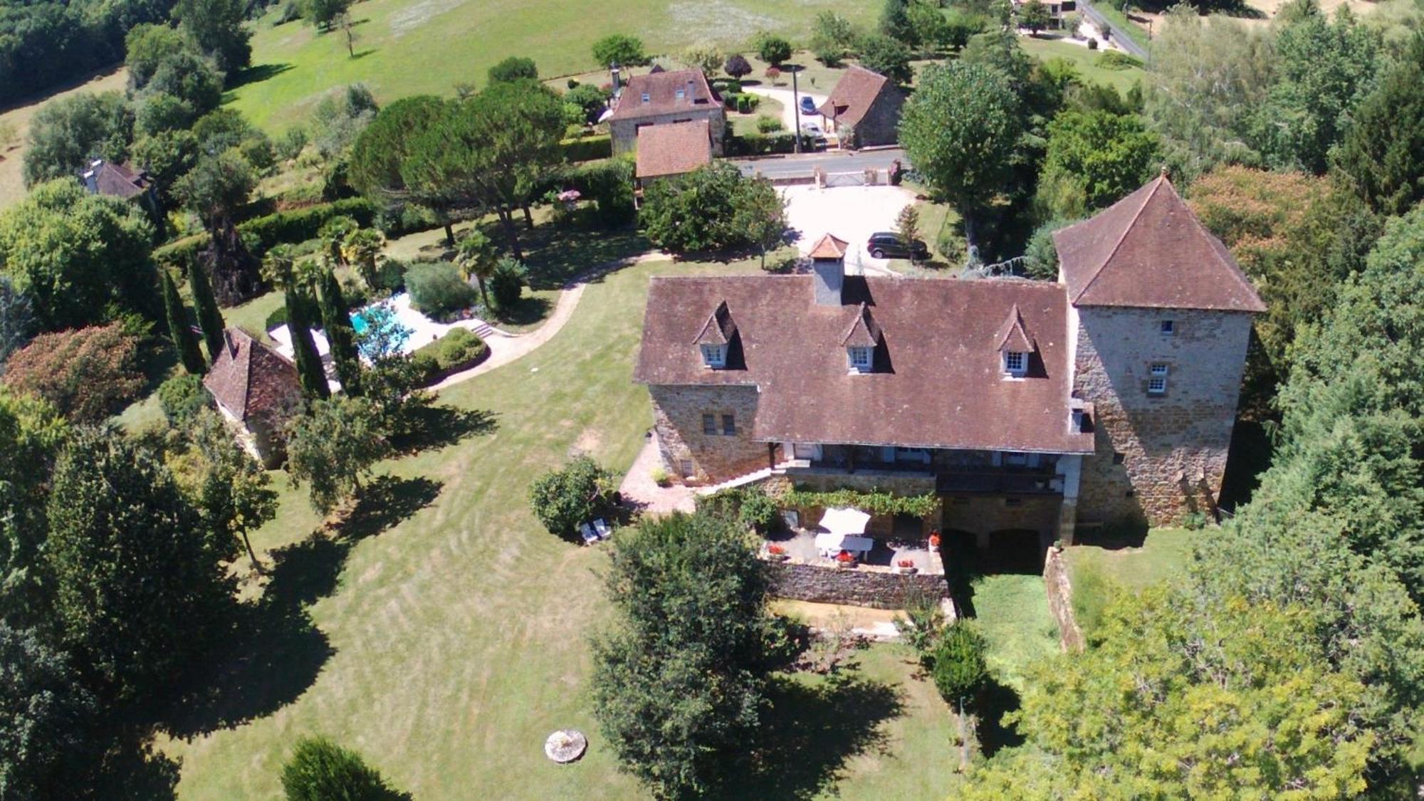 Le Moulin Du Boisset Bed and Breakfast Saint-Denis-lès-Martel Exteriör bild