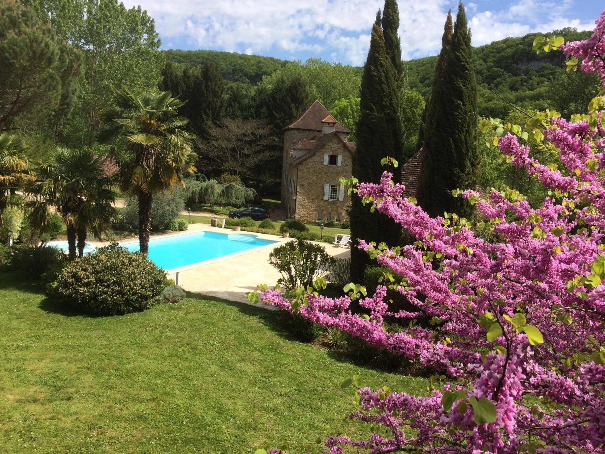 Le Moulin Du Boisset Bed and Breakfast Saint-Denis-lès-Martel Exteriör bild