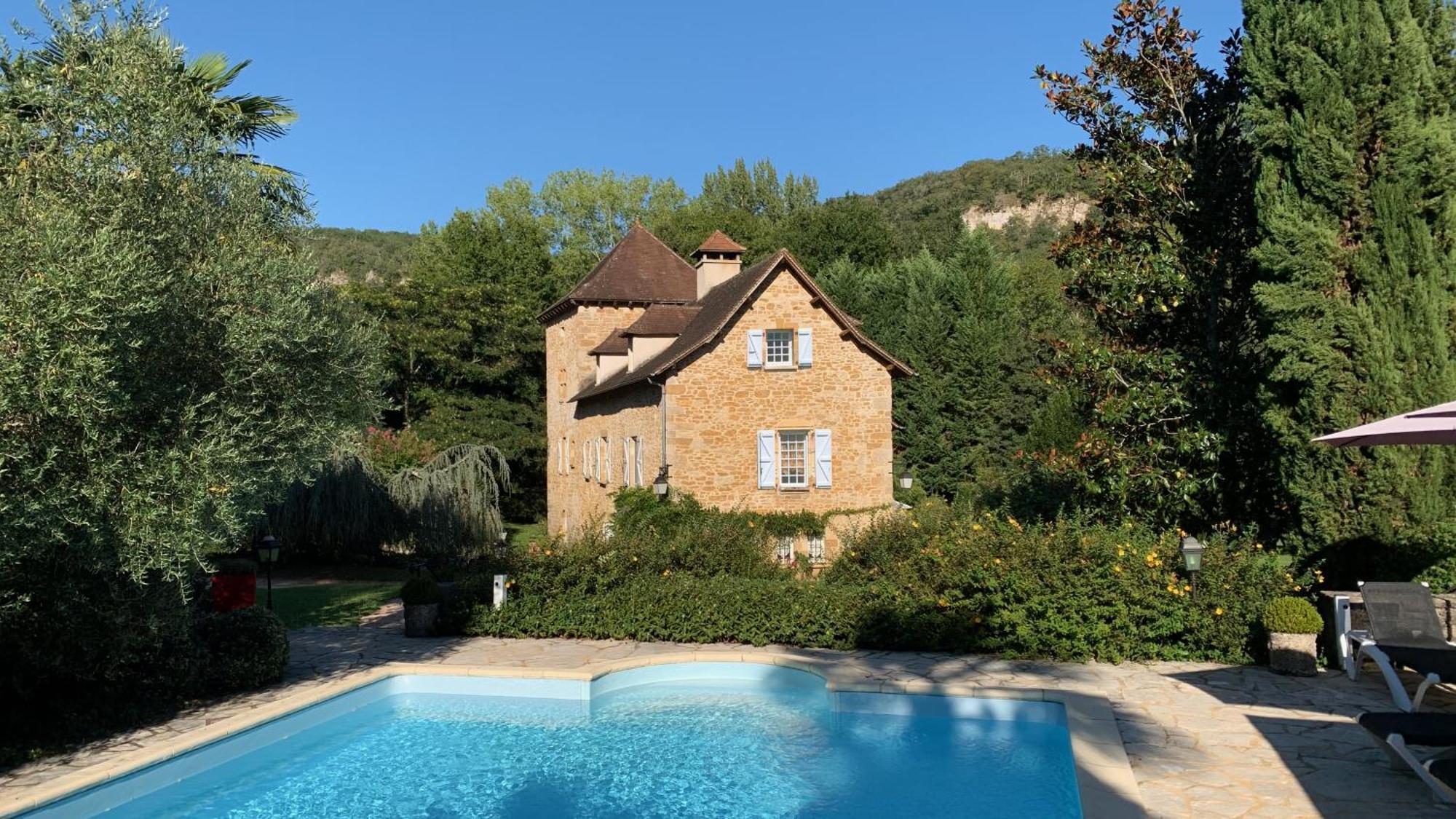 Le Moulin Du Boisset Bed and Breakfast Saint-Denis-lès-Martel Exteriör bild